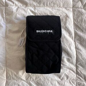 Balenciaga Lightweight Quilted Crossbody Pouch in Black